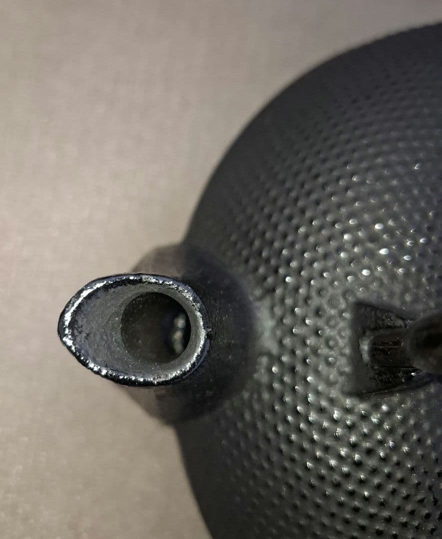 【未使用】南部鉄瓶 南部鉄器 1.7ℓ 運南堂 鍋元 平丸あられ