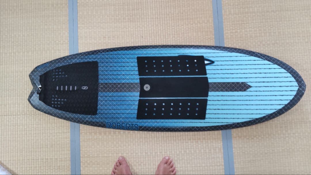 Roberts サーフボード pooltoy EPS 手渡し希望 ハードケース付 - メルカリ