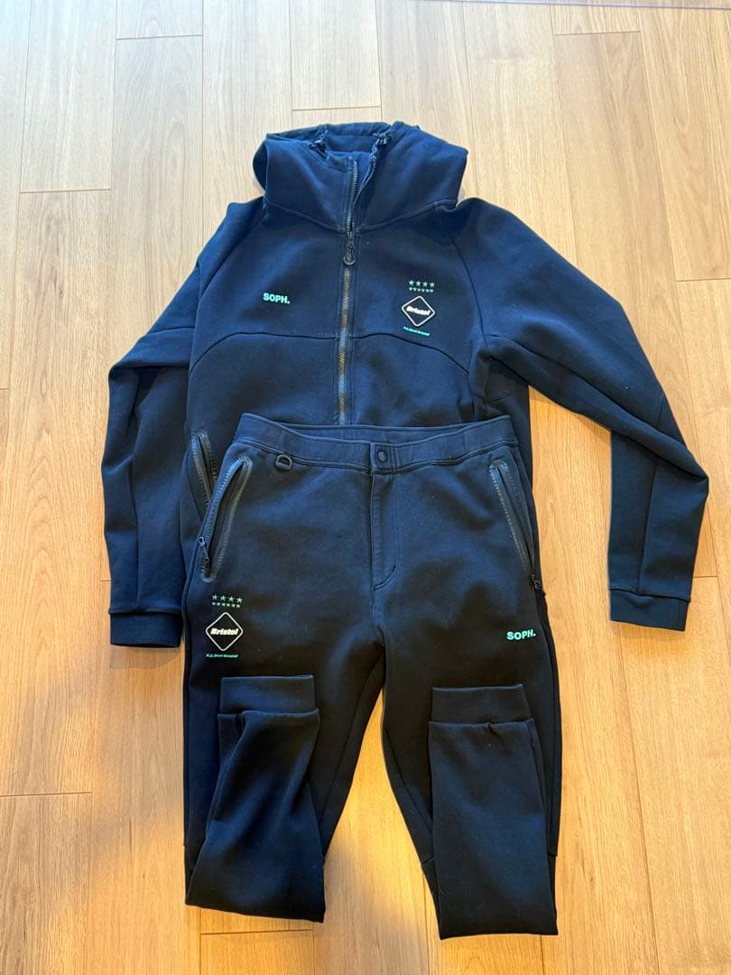 F.C.Real Bristol 21AW セットアップ