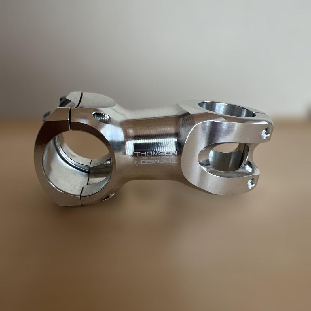 美品Thomson トムソン X4 ステム 10° 70mm THOMSON ( トムソン ) ステム MTB STEM X4 ( MTB ステム X4 ) ブラック