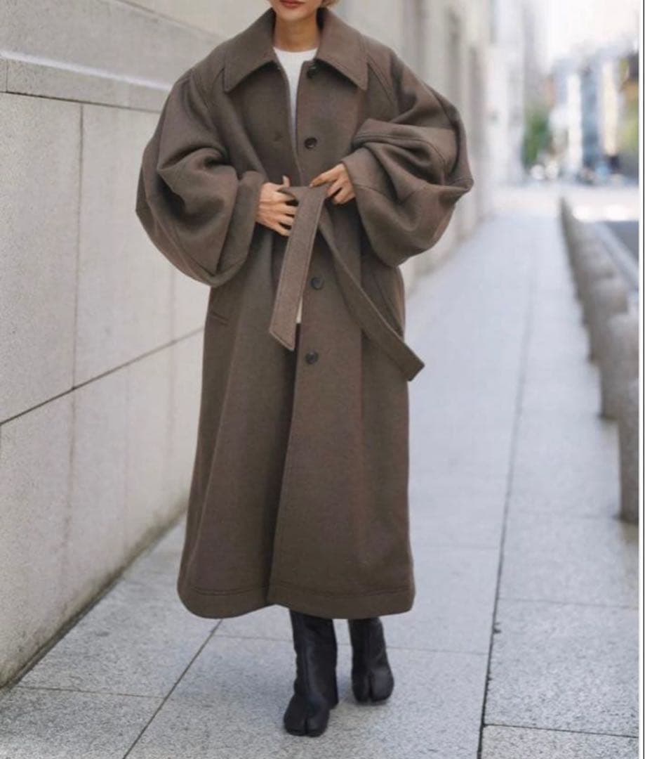 ellie 美品 ロングボリュームスリーブコート　カーキ Lサイズ ロングボリュームスリーブコート【BEIGE】 – ELLIE