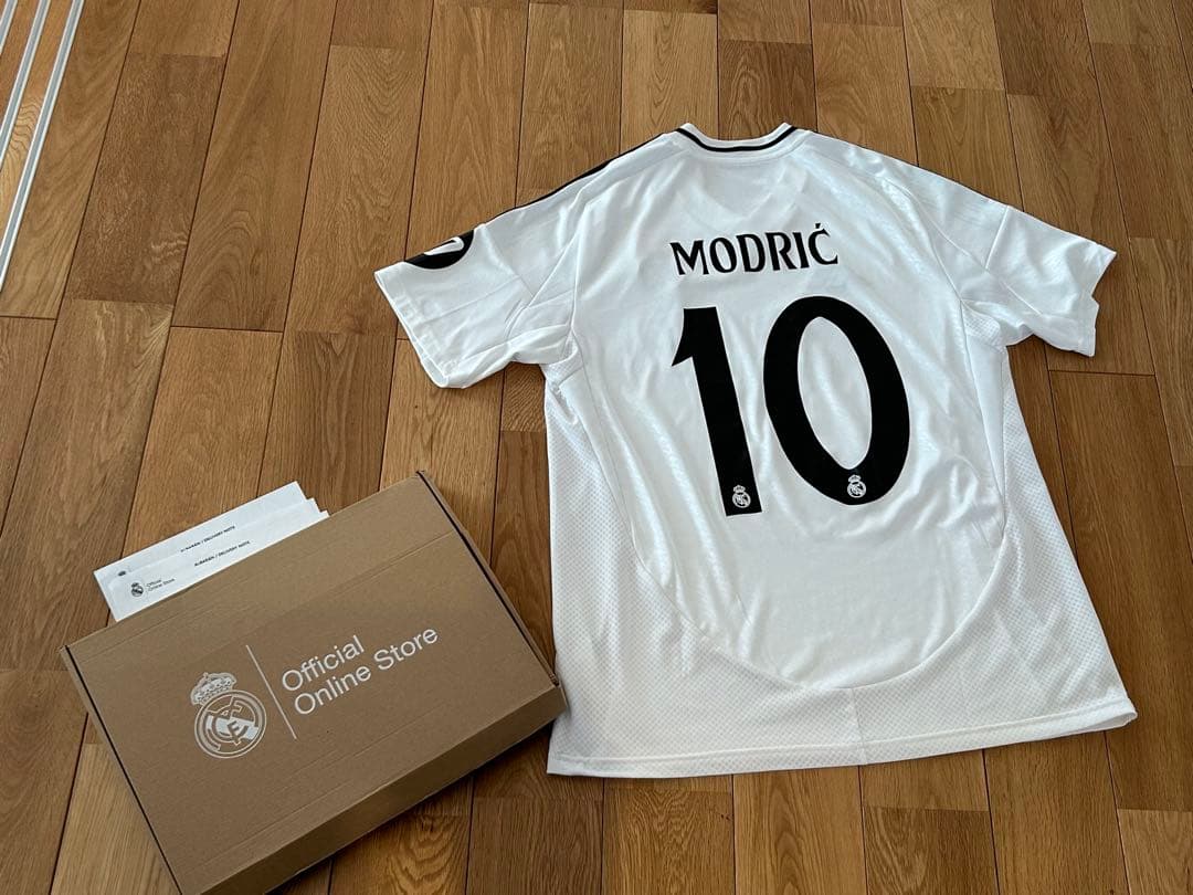 s.tさま専用】Real Madrid MODRIĆ 10 ユニフォーム L - メルカリ