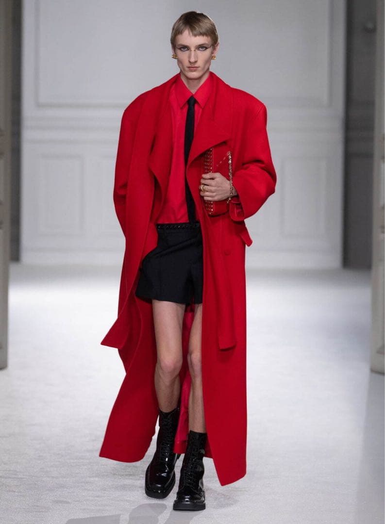 美品】VALENTINO レッド チェスターコート2023AWコレクション