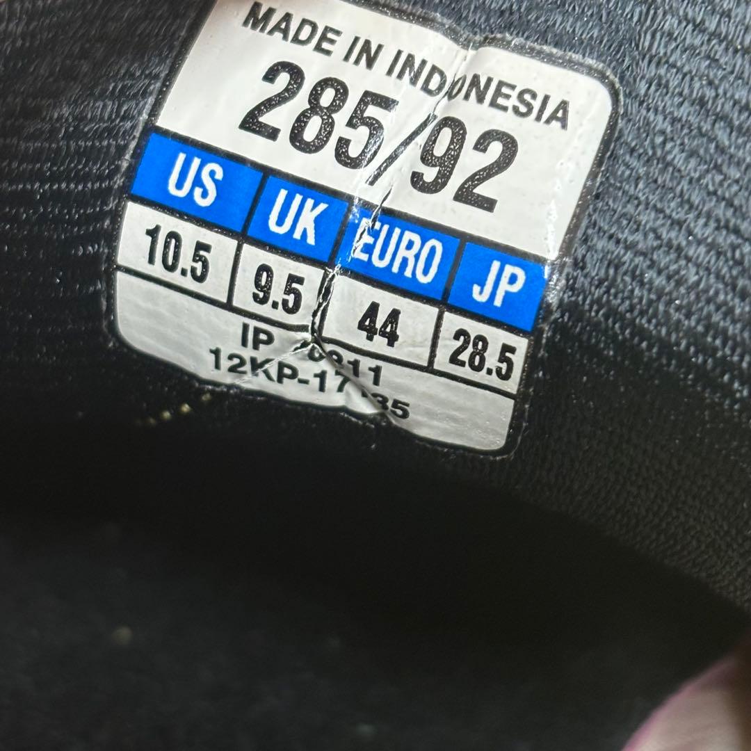 【即日発送 海外限定 超希少】mizuno モレリアUL MD 28.5cm