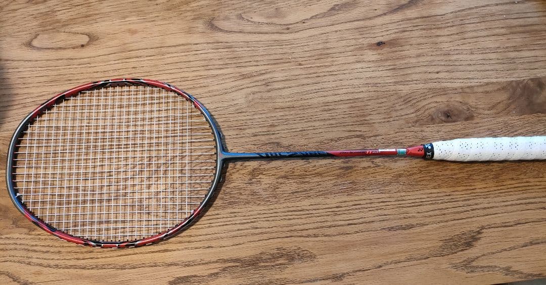 【美品】Yonex アークセイバー11 Pro バドミントンラケット ヨネックス アークセイバー11プロ ARC11-P (バドミントンラケット