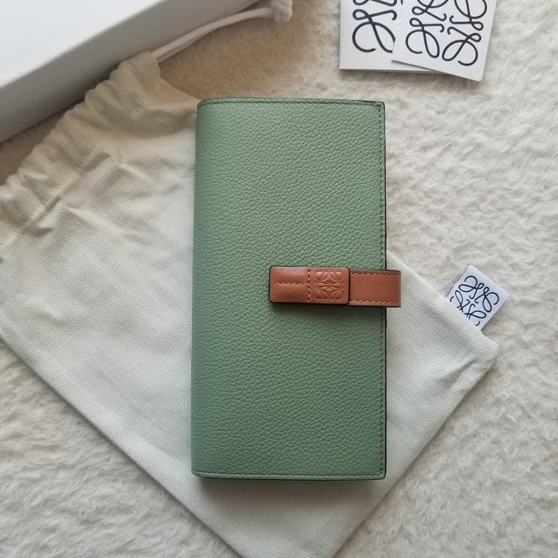 LOEWE ロエベ バーティカル ウォレット ラージ 長財布 ローズマリー