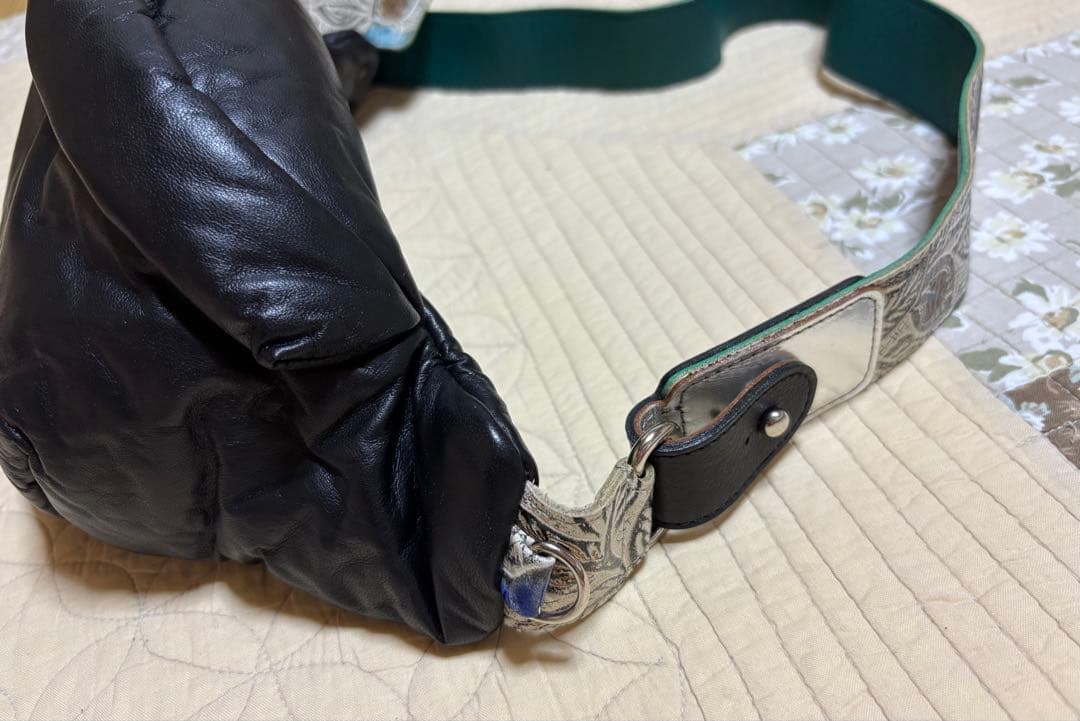 ☆ほぼ未使用☆美品 JUCO. ジュコ ボディバッグ ウエストポーチ 花柄 黒