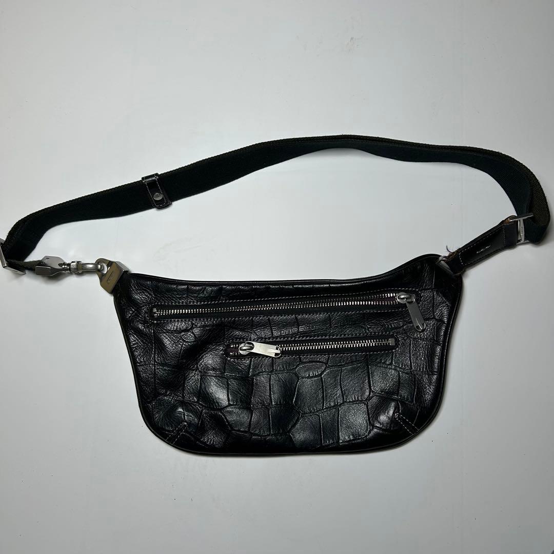 美品 アニアリ ボディバッグ クロコ型押し ショルダーバッグ 迷彩