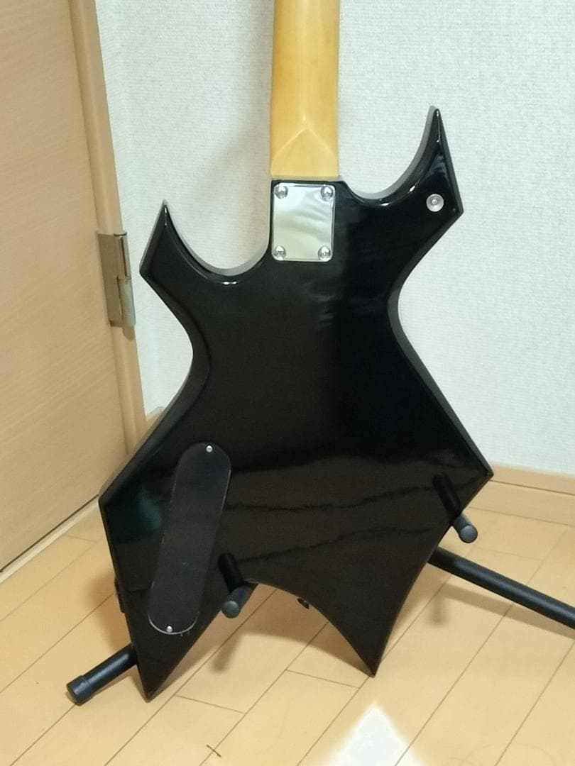 ワーロックタイプ エレキベース メーカー不明 ジャンク