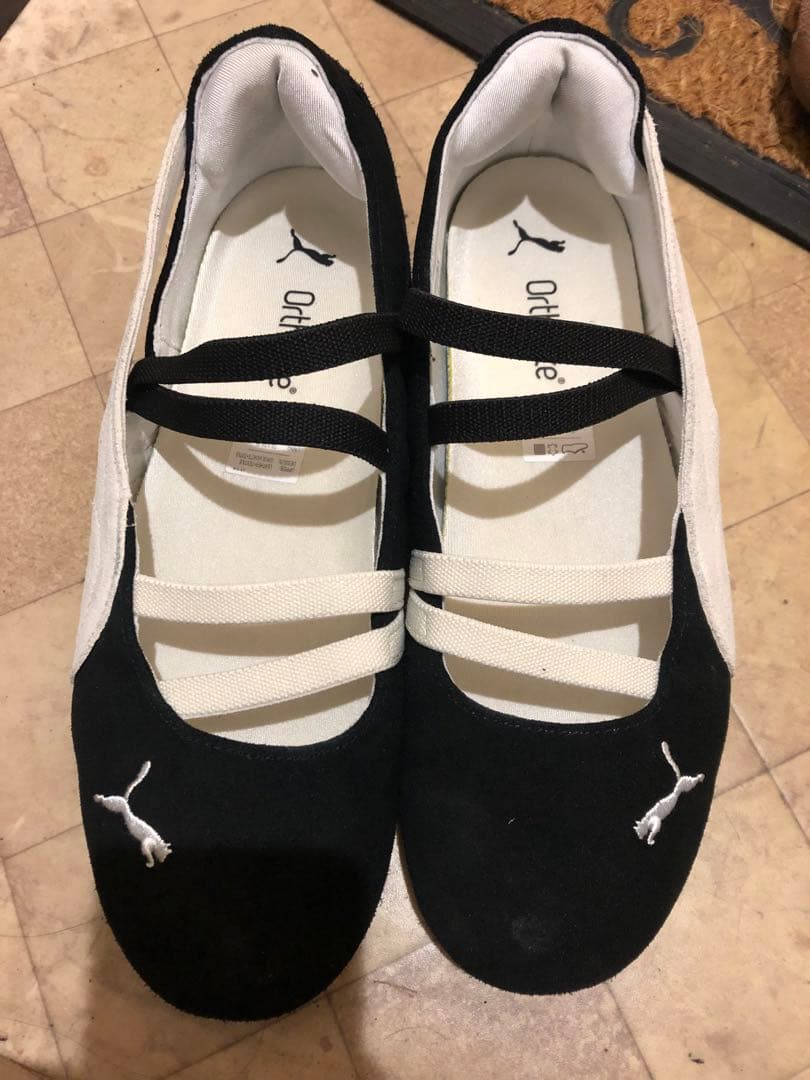 PUMA ローカット バレエシューズ ブラック/ホワイト　25.0cm