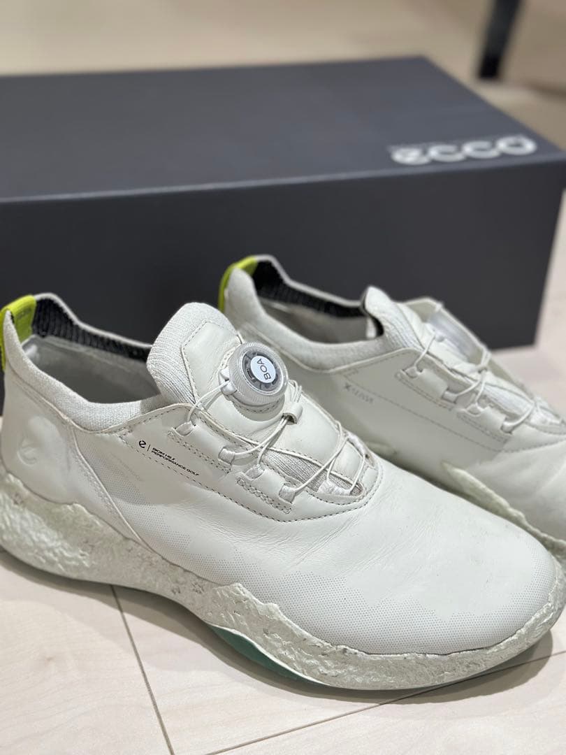 ecco 最新シューズ　25.5cm 定価46200円