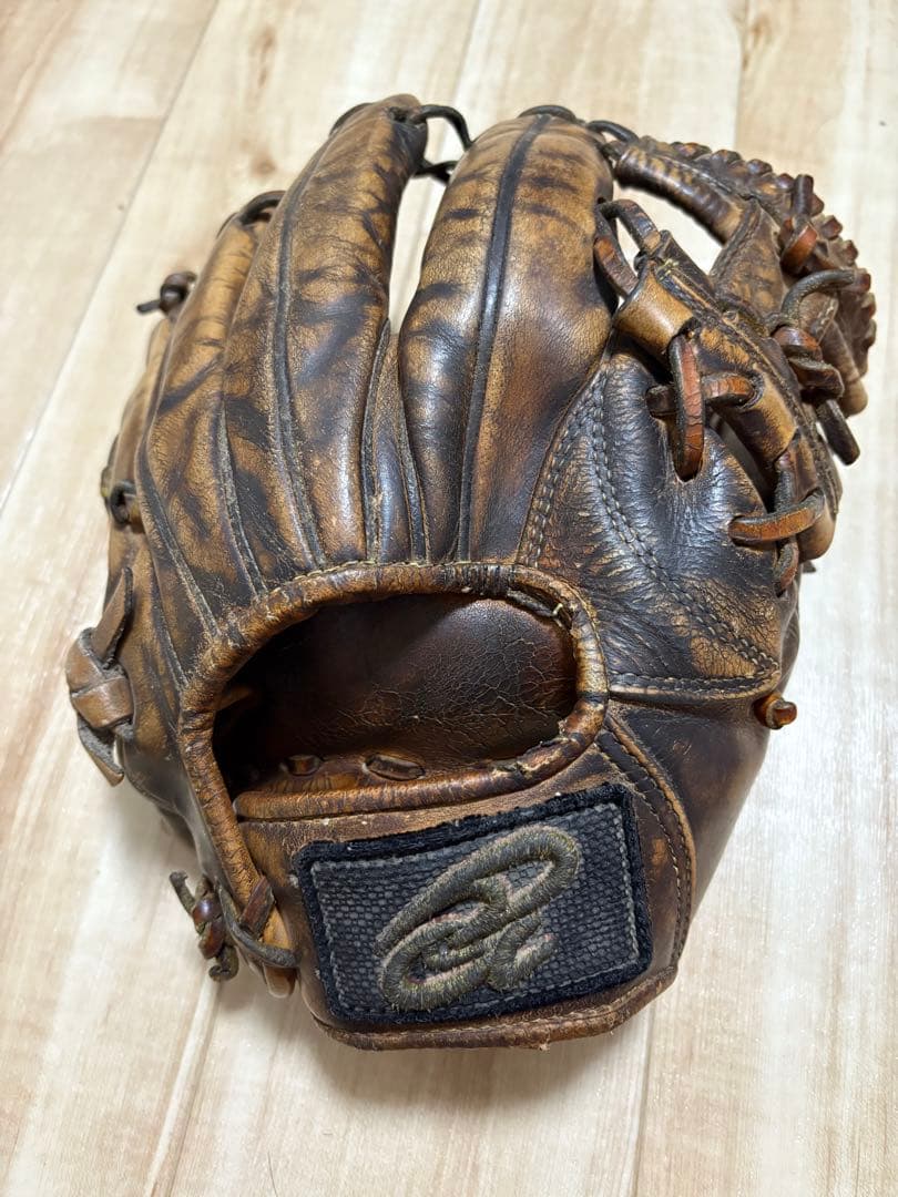 ドナイヤ硬式グラブ ドナイヤ Donaiya(ドナイヤ） 硬式グラブ 内野手用【山田哲人選手使用