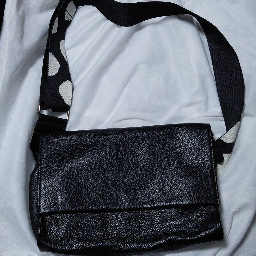 高価ファッション - ear PAPILLONNER 柄テープボディバッグ