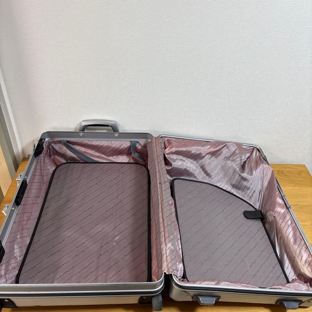 ドイツ バーマス社製 アルミスーツケース バーマス社製 2輪 - メルカリ