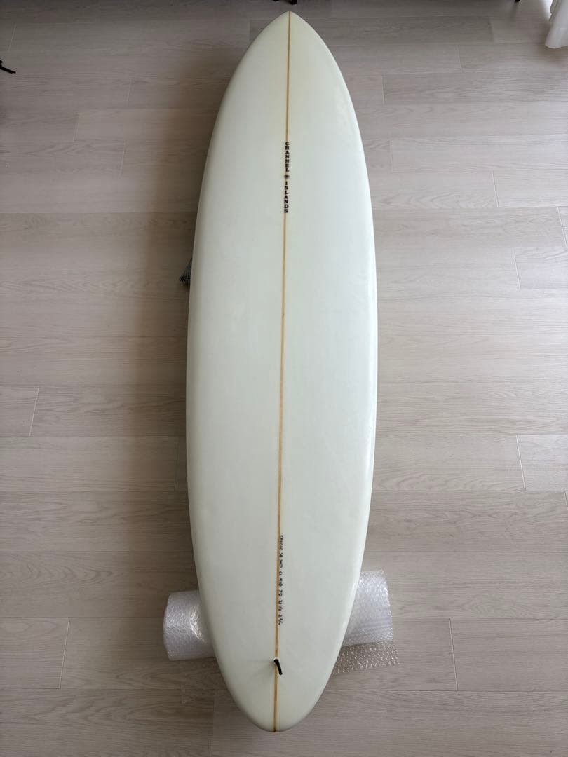 CI MID 7’0” リーシュとニットケース付き CI MID 7'0” リーシュとニットケース付き CI MID 7'0” リーシュとニット
