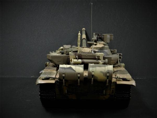 技術基準適合証明済 Henglong 2.4GHz 1/16 ロシア T-90