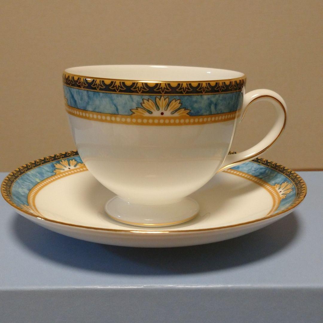 ☆廃盤 希少☆ ウェッジウッド カーゾン ティーカップ&ソーサー2客