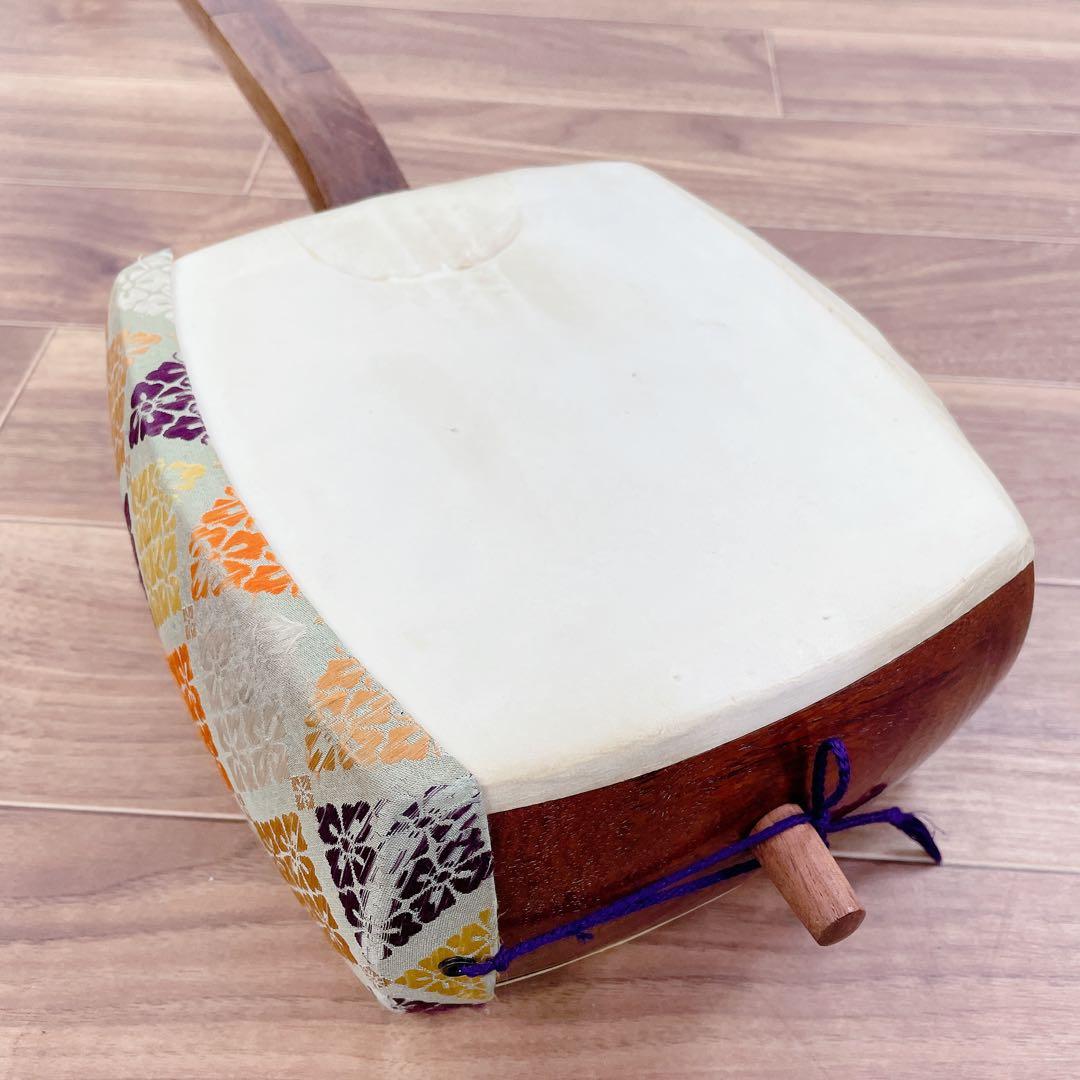 三味線 細棹 花梨 平溝 丸打胴 鳩胸 犬皮 和楽器 - メルカリ