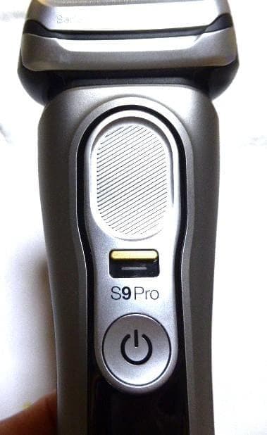 美品 ブラウン シェーバー シリーズ9 9pro 革ケースとコードとブラシと