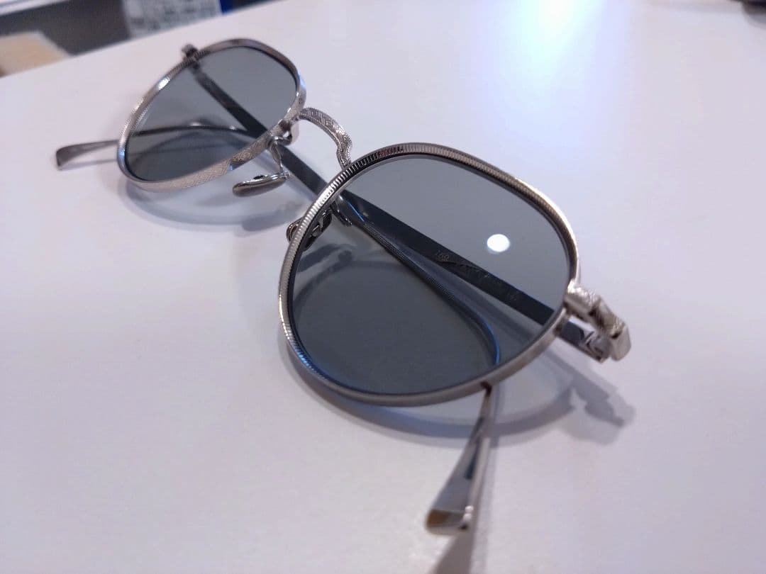 EYEVAN7285 169 c.800