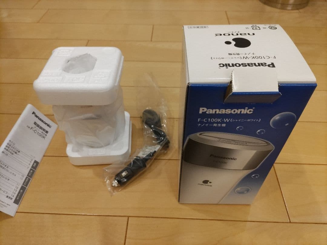 Panasonic F-C100K-W ナノイー発生機 シャイニーホワイト Amazon | パナソニック 車載用空気清浄機 ナノイー発生器 ホワイト F