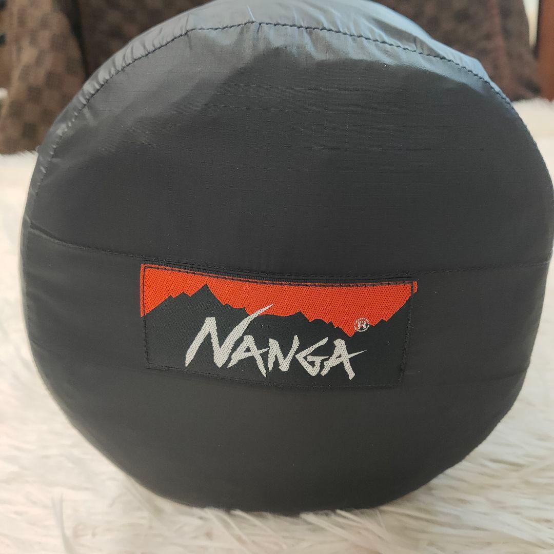 【美品】NANGA ナンガ オーロラライト 600DX オールブラックレギュラー 楽天市場】nanga オーロラ600dxオールブラック(all black) aur600の通販