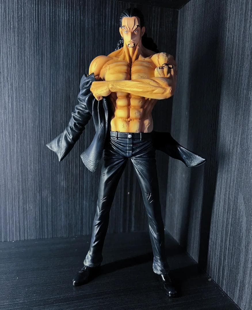 ワンピース 殺戮兵器 ロブ・ルッチ フィギュア ガレージキット pop