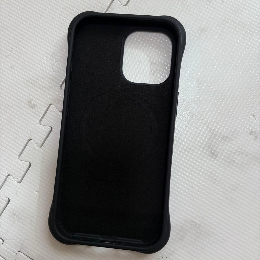 CASETiFY ケースティファイ ウェーブ シリコン ブラック iPhone17