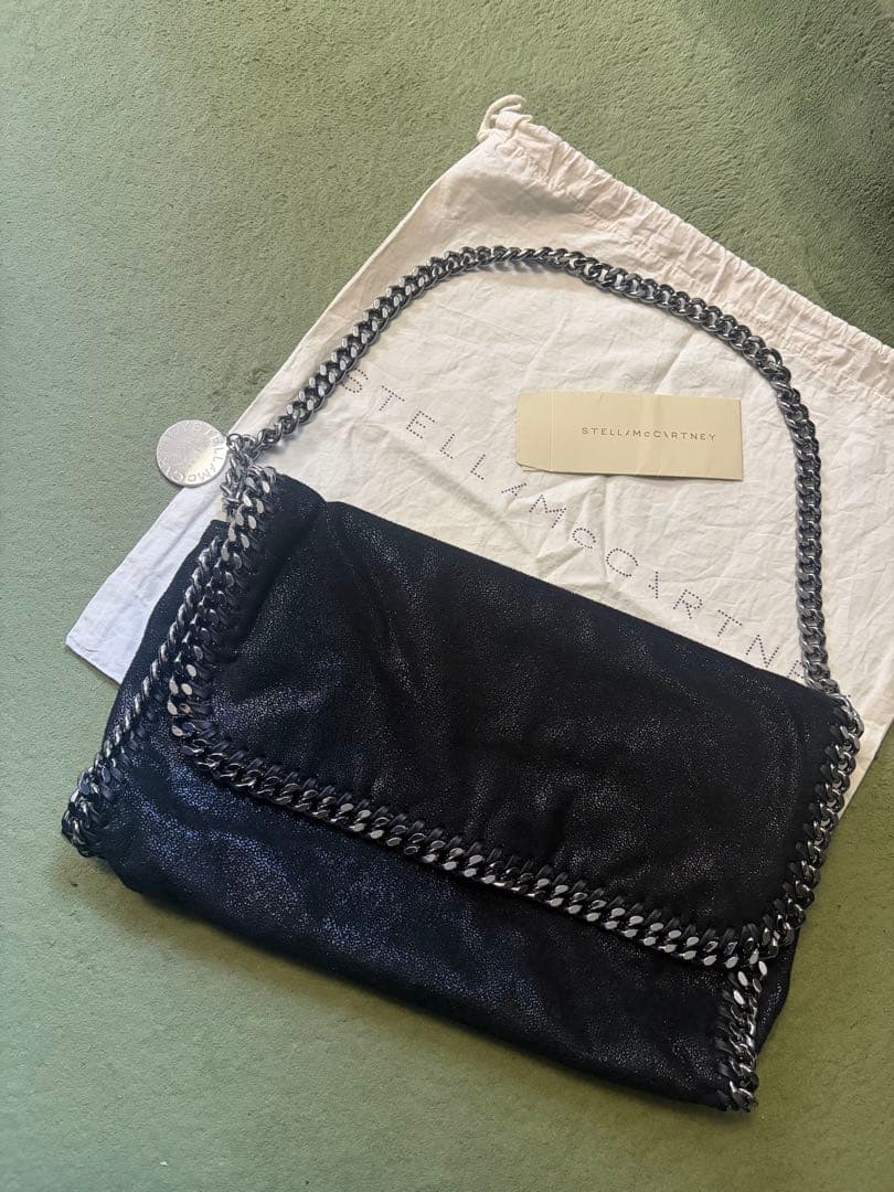 Stella McCartney ブラック バッグ Women Black Logo Large Tote Bag | Stella McCartney US