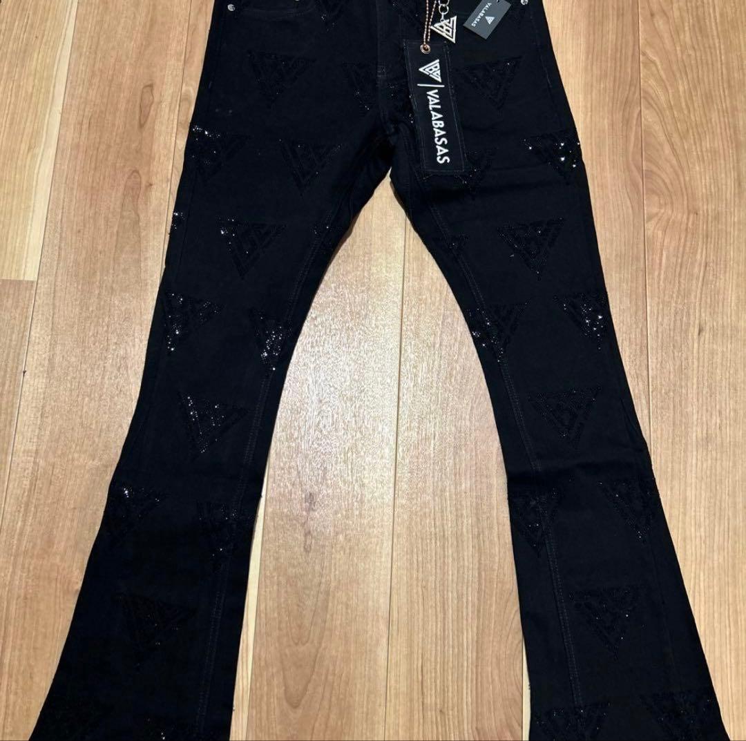 新品未使用】valabasas ブラックフレアラインストーンデニム30 - メルカリ