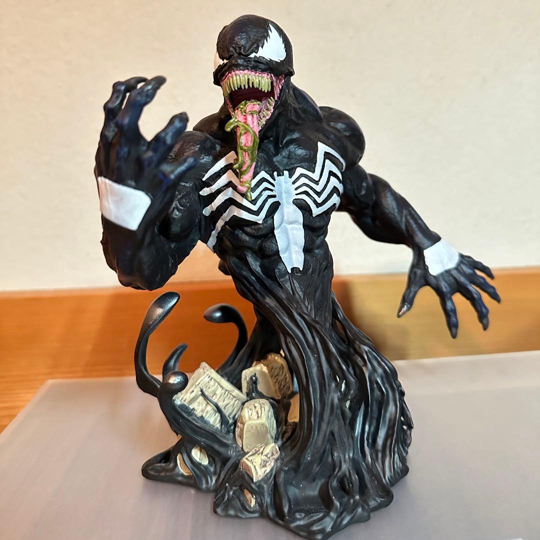 本日限定価格！ヴェノム 世界限定2000体フィギュア(AP) - メルカリ