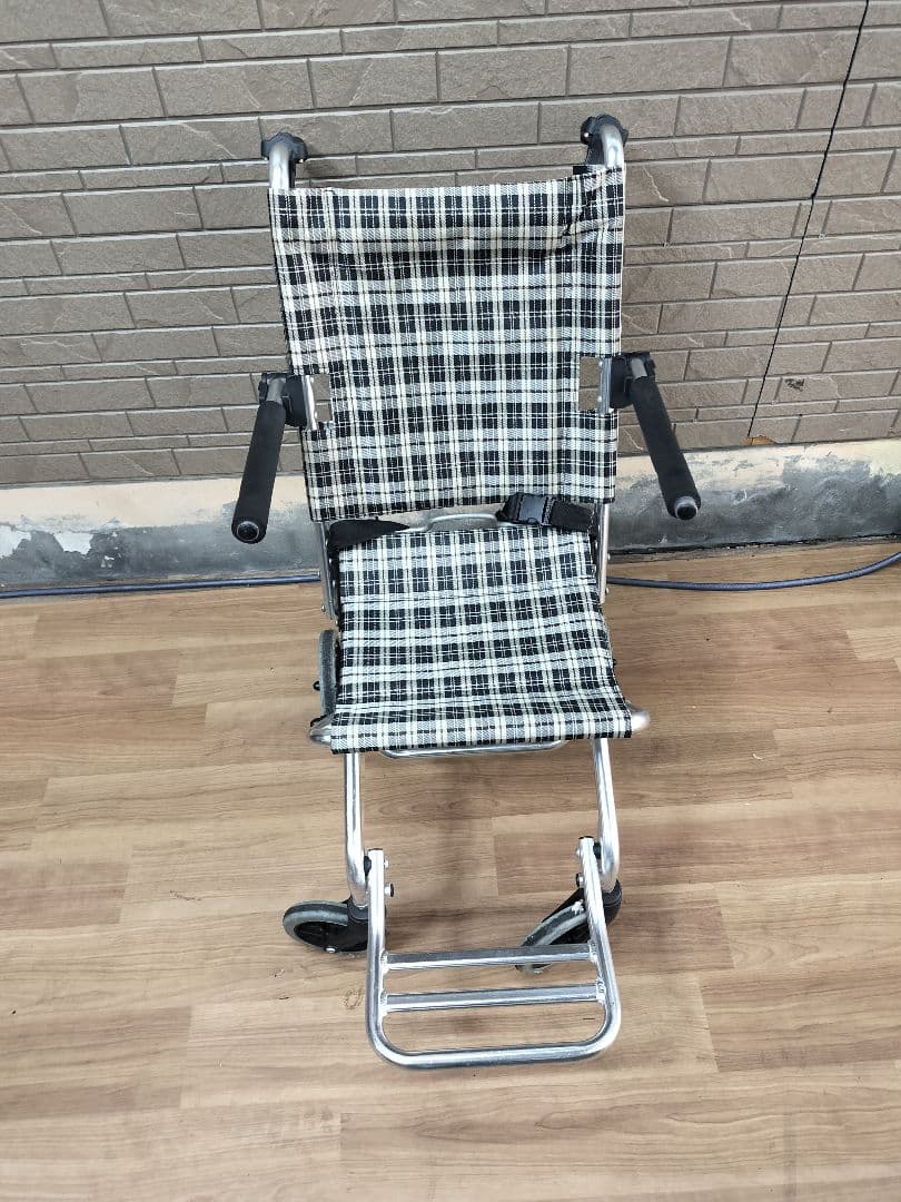 サラヤ プラスチックゴム手袋 Lサイズ 100枚入り 40箱まとめ売りの通販