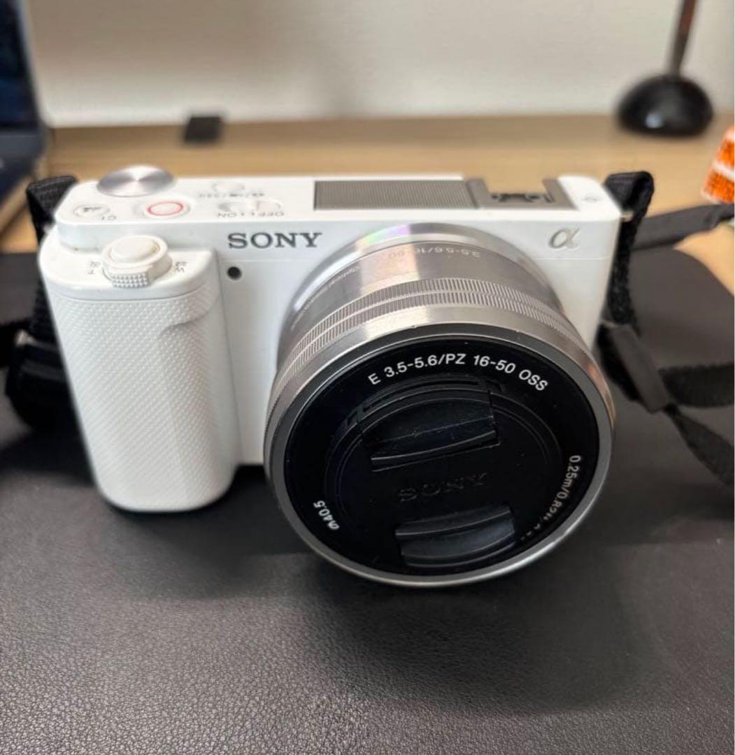 VLOGCAM ZV-E10L パワーズームレンズキット SONY VLOGCAM ZV-E10L パワーズームレンズキット [ブラック] 価格比較