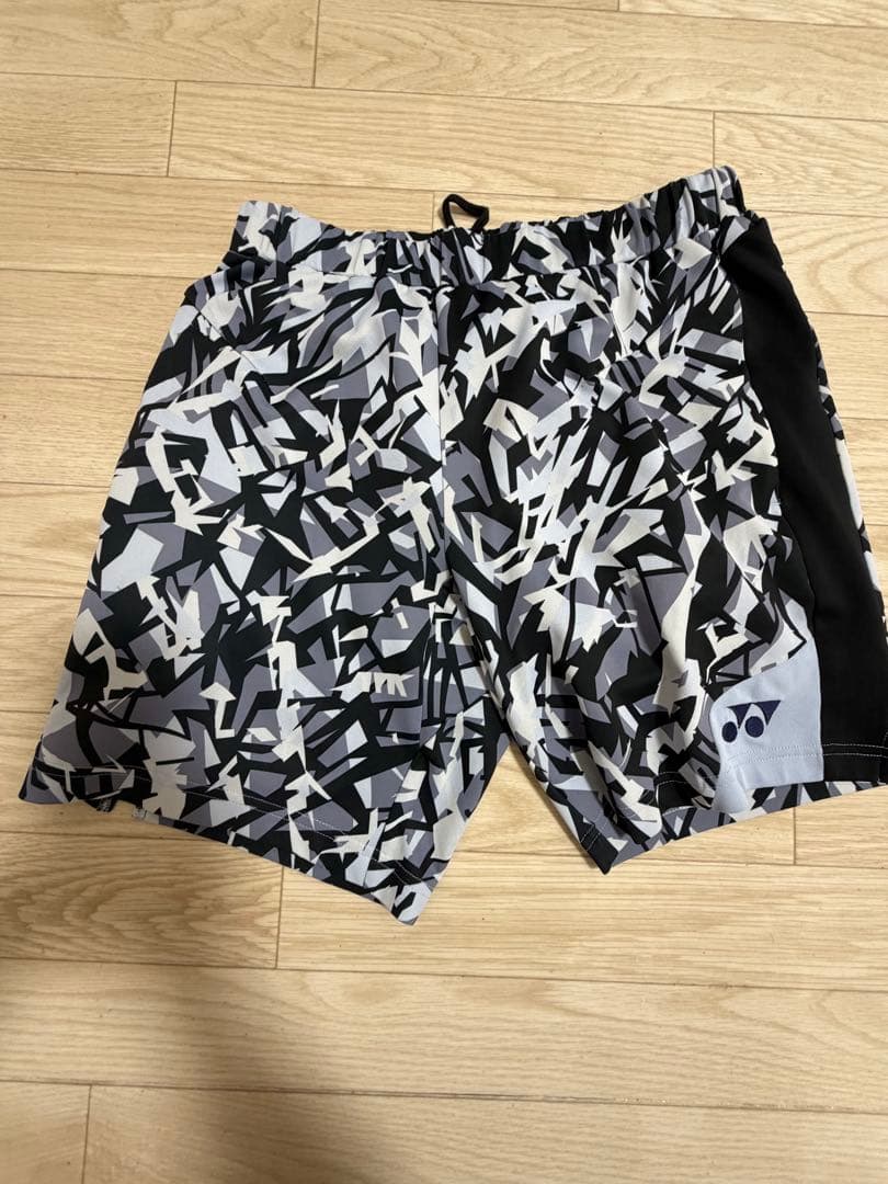 値下げ⭕️YONEX ハーフパンツ Mサイズ 廃盤商品 レア - メルカリ