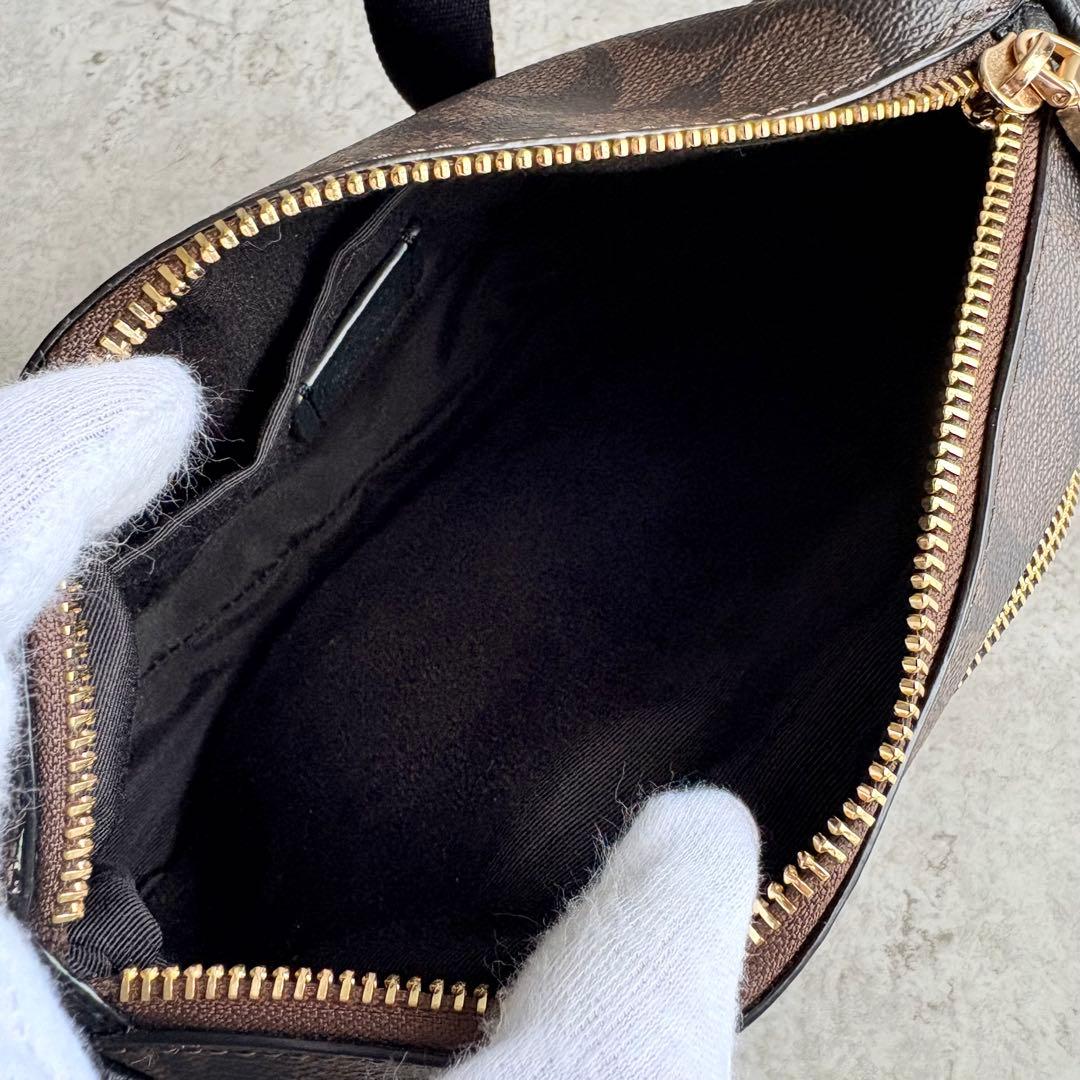 TERU様】COACH シグネチャーボディバッグ ショルダーバッグ バイカラー