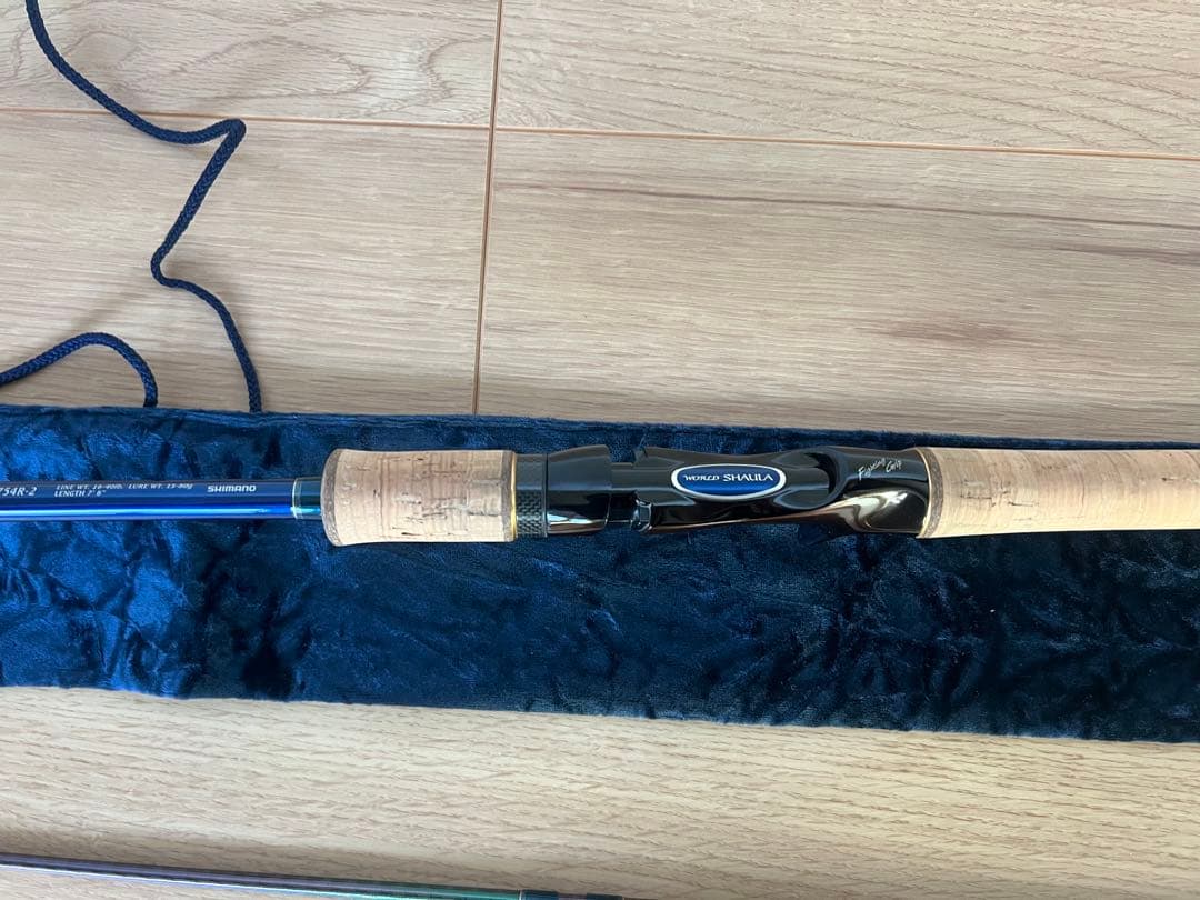 希少美品 シマノ 初代ワールドシャウラ 1754R-2 ブルー