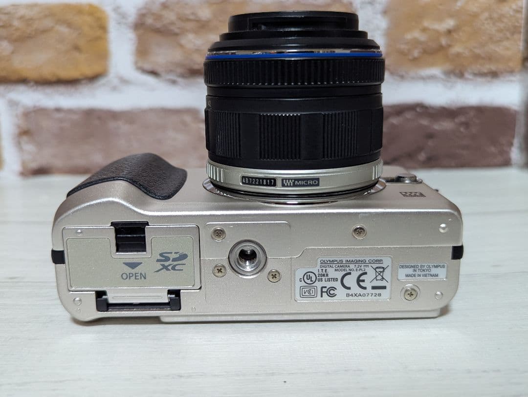 OLYMPUS PEN E-PL2 本体＋レンズ バッテリー付 動作確認済 本体＋