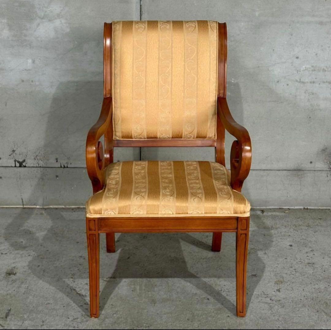 ベージュの木製アームチェア (キャスター付き) 楽天市場】チェア