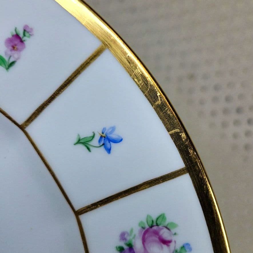 ロイヤルコペンハーゲン ヘンリエッテ26センチプレート1枚 です