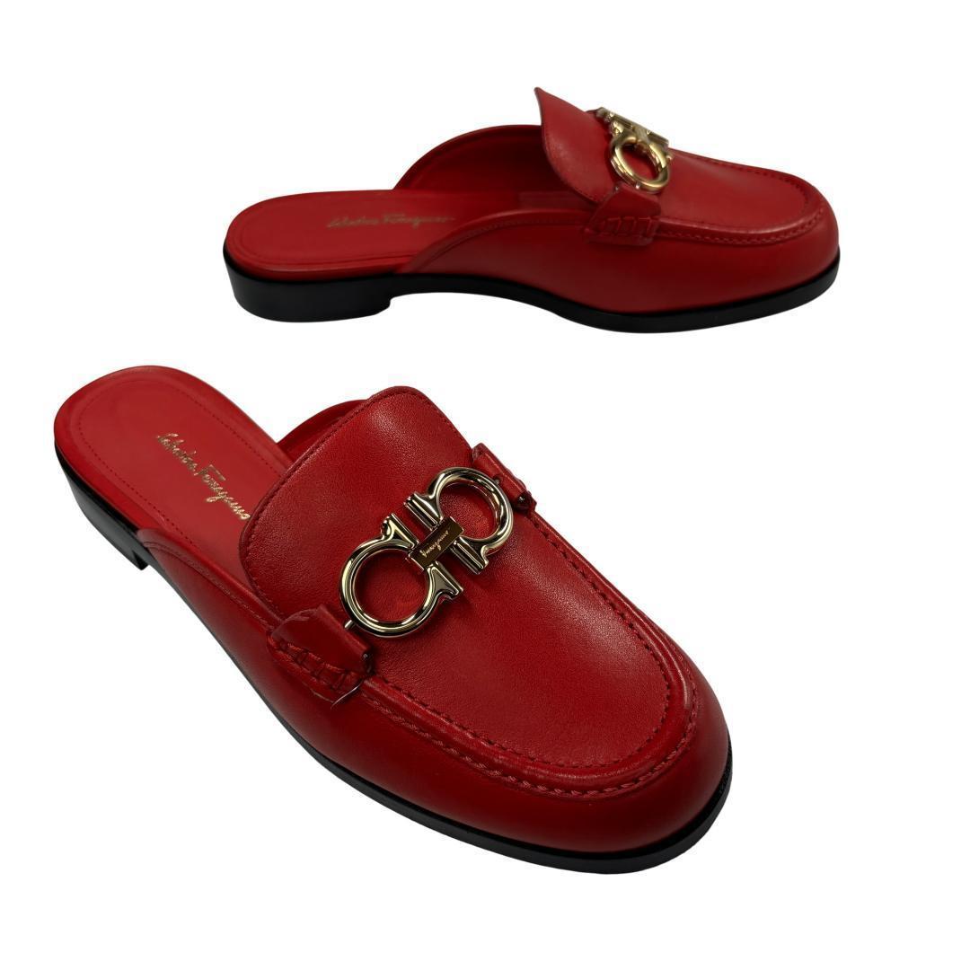新品級 フェラガモ ガンチーニ ミュール 赤 6D 23.5cm レディース