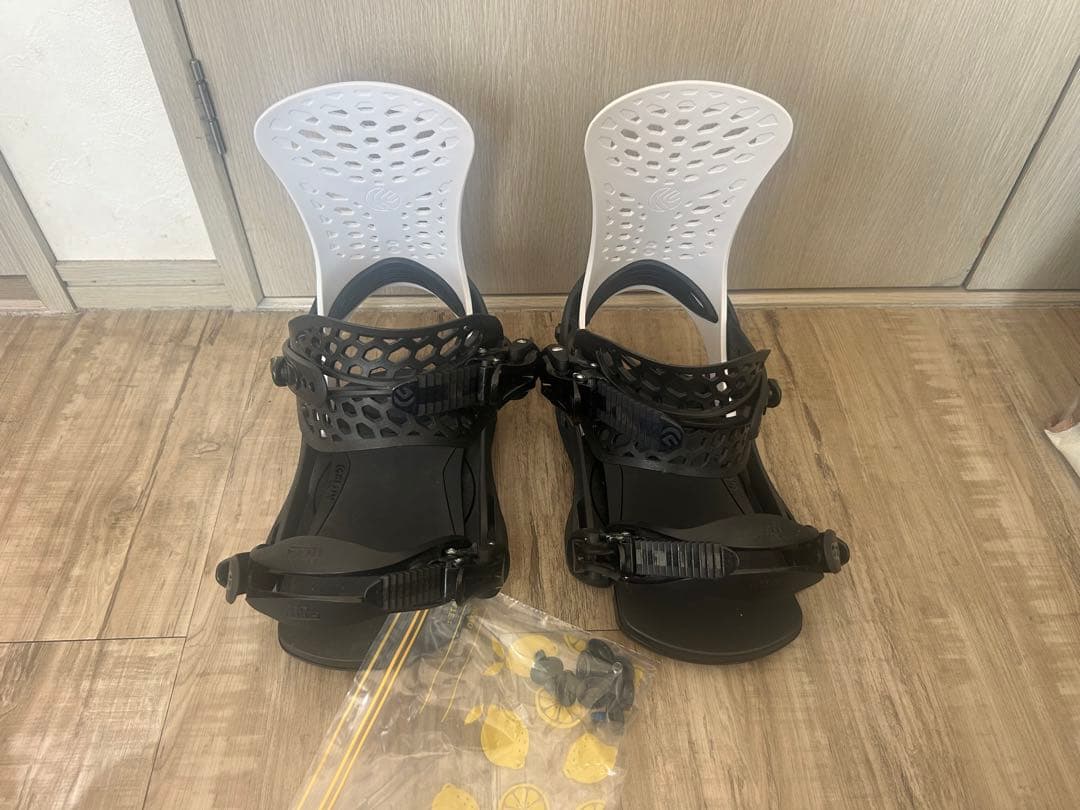 FLUX PR ビンディング ブラック/ホワイト Sサイズ 楽天市場】23-24 FLUX PR フラックス ピーアール ビンディング