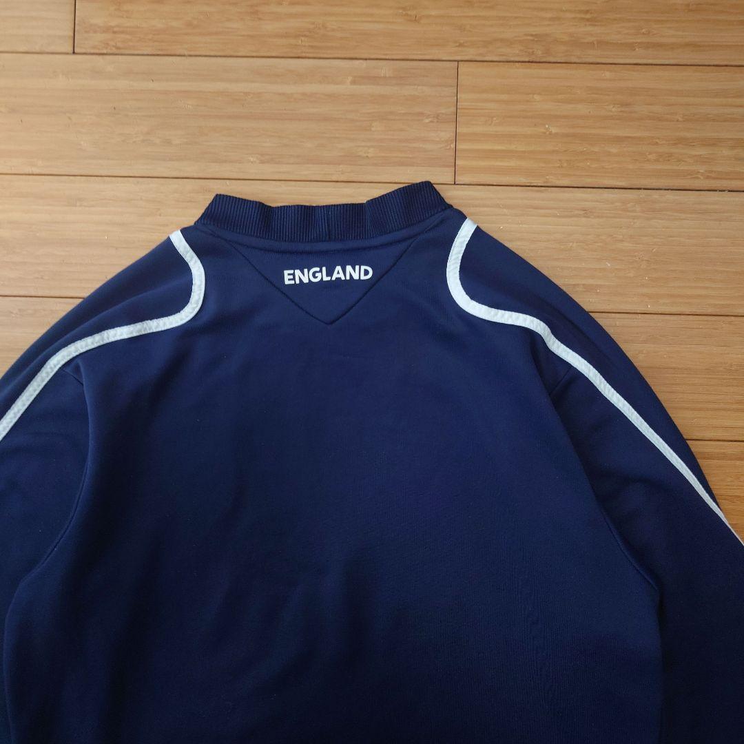 UMBRO×イングランド代表 ピステ ドリルトップ プルオーバー スウェット