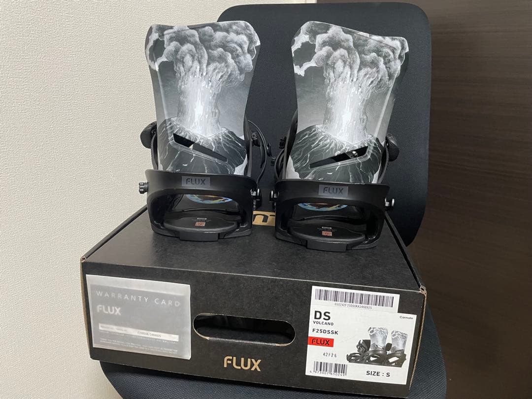 FLUX DS volcano 超希少 FLUX DS volcano 超希少 FLUX DS volcano 超希少 adidas ZX Flux Men's