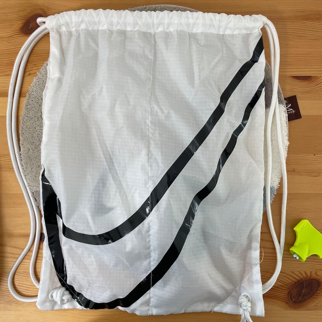 Nike マックスフライ　25.0cm