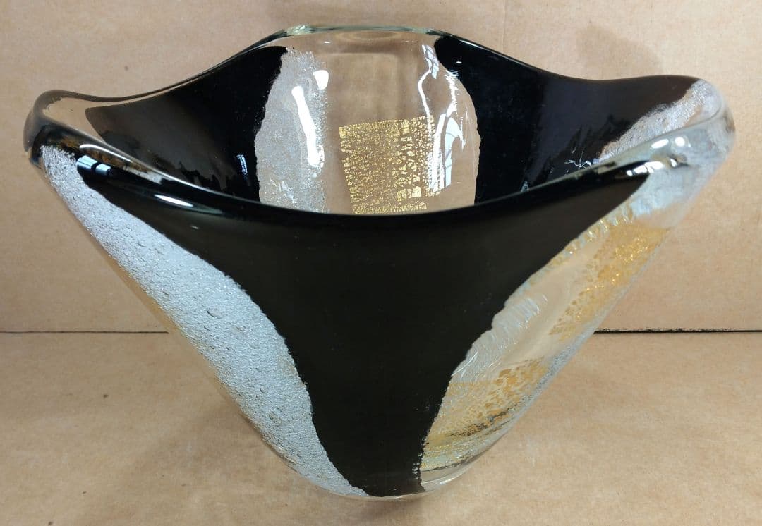 本物保証】岩田藤七(文化功労者) ガラス花器 共箱 写生銘入り激