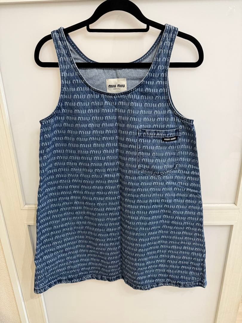 miumiu】ウォニョン着用 デニム総柄ワンピース miumiu】ウォニョン着用