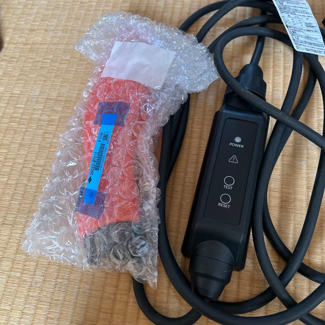 プリウス 充電ケーブル 3点セットプリウス 充電ケーブル 3点セット