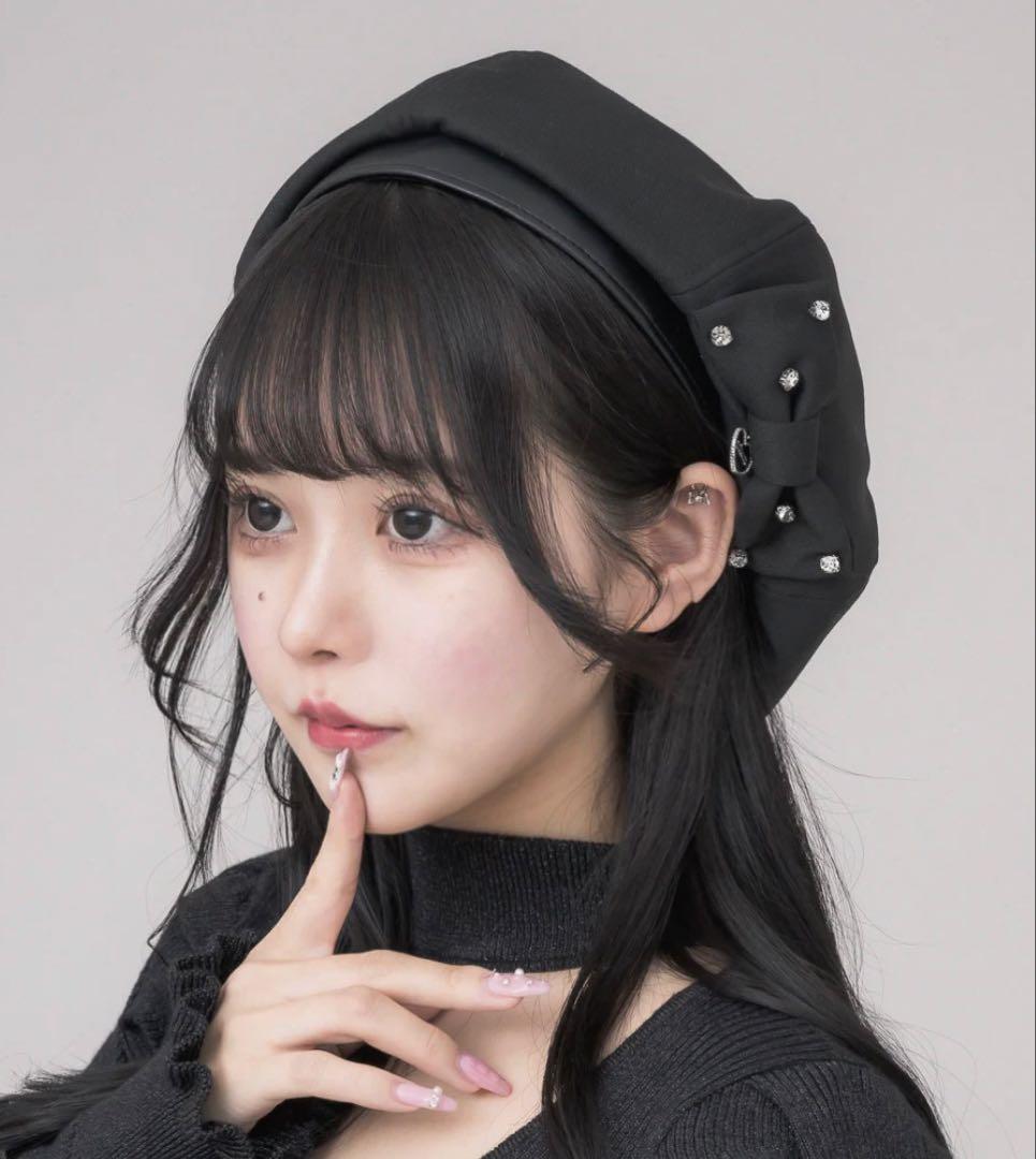 pium ビジューベレー帽 ブラック タグ付き - メルカリ