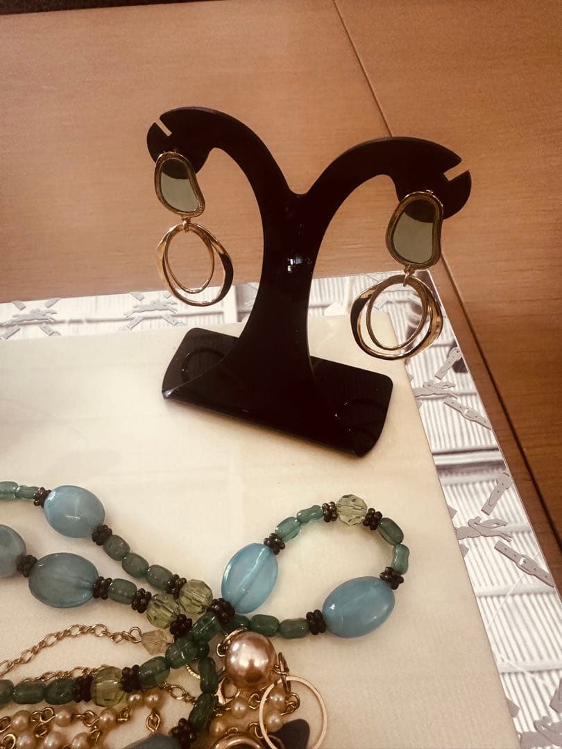 M*i様 遺品整理品と自分が頂いた物などになり