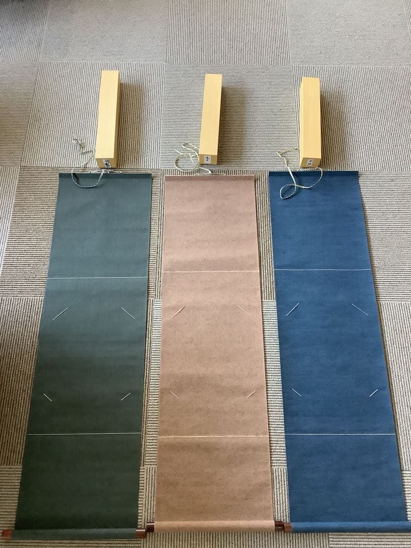 フォロー割・新品】 色紙用掛軸 洛趣緞子 三段表装 茶道具 色紙掛け